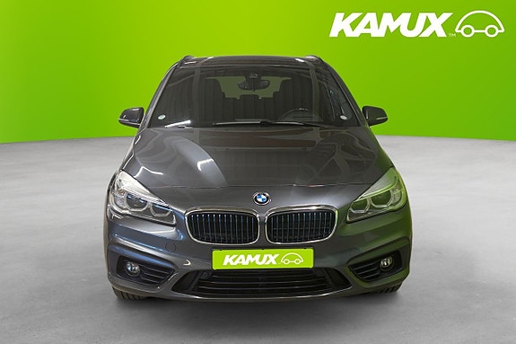 BMW 225xe 6 of 25