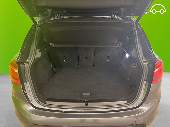BMW 225xe 15 of 25