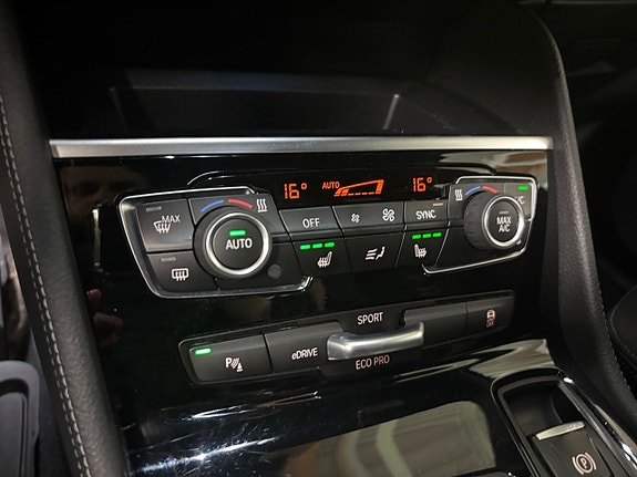 BMW 225xe 24 of 24