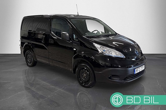Nissan e-NV200 4 of 5