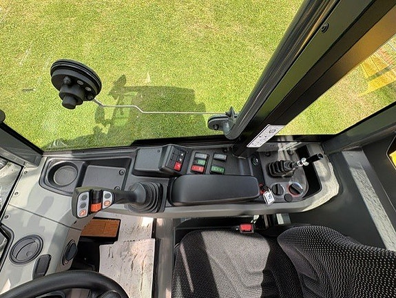 Kramer 5040 / 2.1tons lastare / 30km 10 of 12