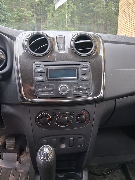 Dacia Sandero 5 of 5