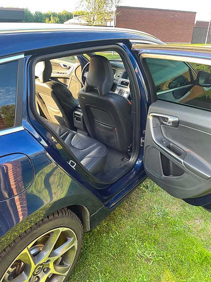 Volvo V60 5 of 5