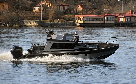 Vector 85 PRO med Mercury v10 400hk 2 of 8