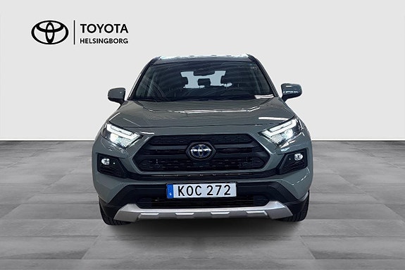 Toyota RAV4 2 of 5