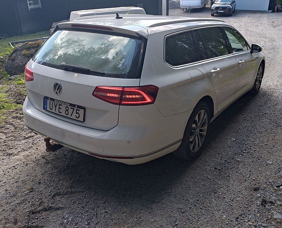 Volkswagen Passat 4 of 5