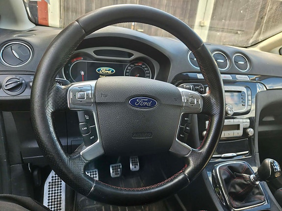Ford S-MAX 9 of 10
