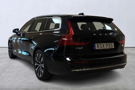 Volvo V60 4 of 5