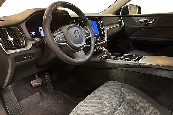 Volvo V60 8 of 14