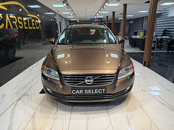Volvo V70 8 of 28