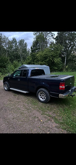 Ford F-150 3 of 5