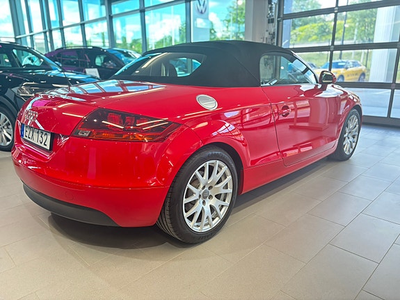 Audi TT 4 of 6