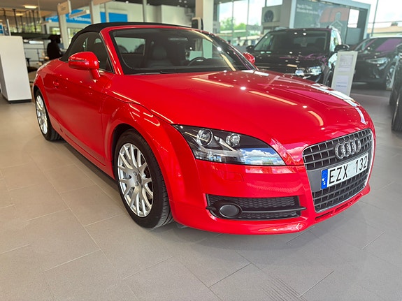 Audi TT 3 of 6