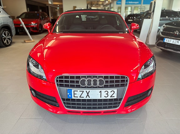 Audi TT 2 of 6