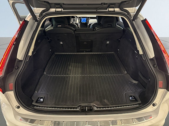 Volvo V90 11 of 20