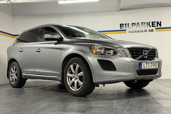 Volvo XC60 4 of 5