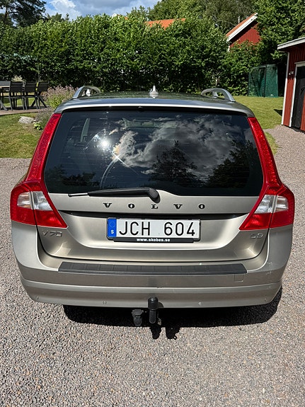 Volvo V70 5 of 5