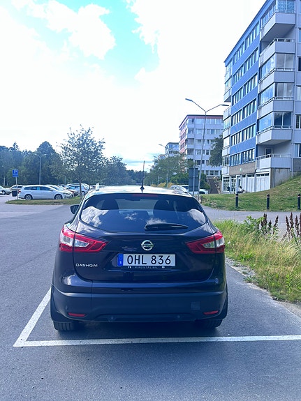 Nissan Qashqai 2 of 5