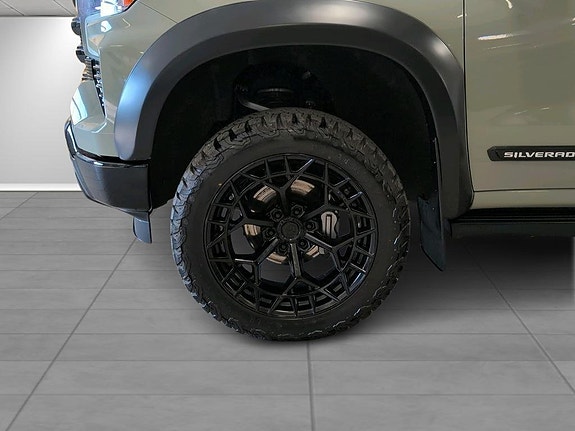 Chevrolet Silverado 1500 4 of 5