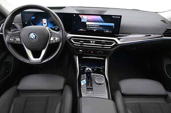 BMW i4 6 of 27