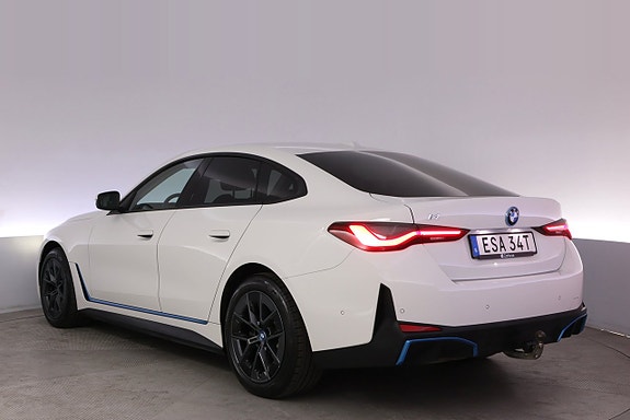 BMW i4 4 of 5