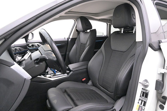 BMW i4 10 of 27