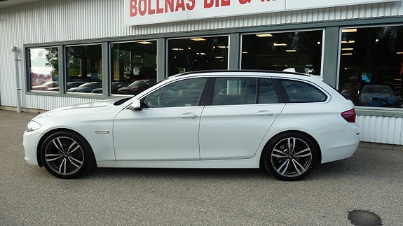 BMW 520d 4 of 5