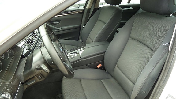BMW 520d 8 of 13
