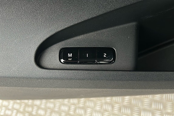 Polestar 2 20 of 28