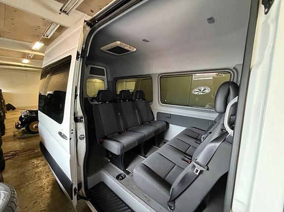 Volkswagen Crafter 11 of 12