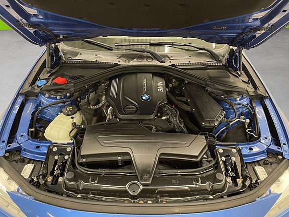 BMW 320 17 of 25