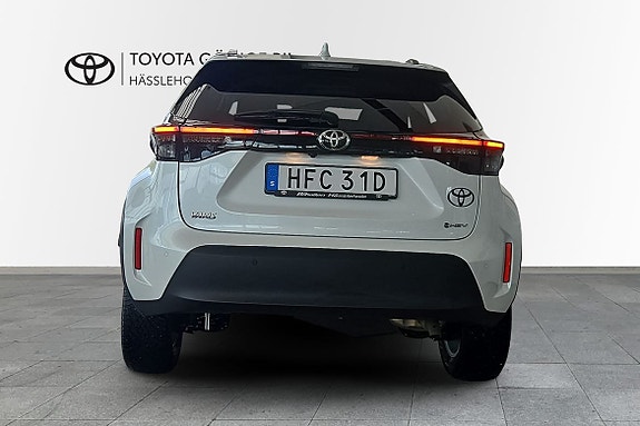 Toyota Yaris Cross 4 of 5