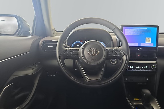 Toyota Yaris Cross 9 of 16
