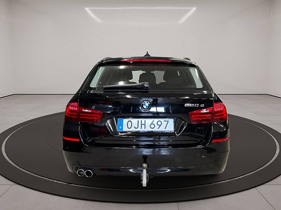 BMW 520 11 of 28