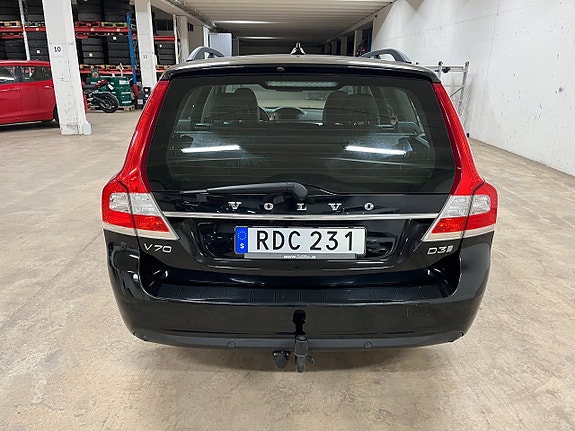 Volvo V70 4 of 5