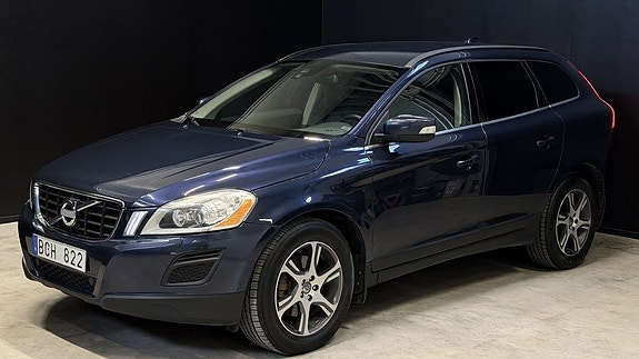 Volvo XC60 3 of 5