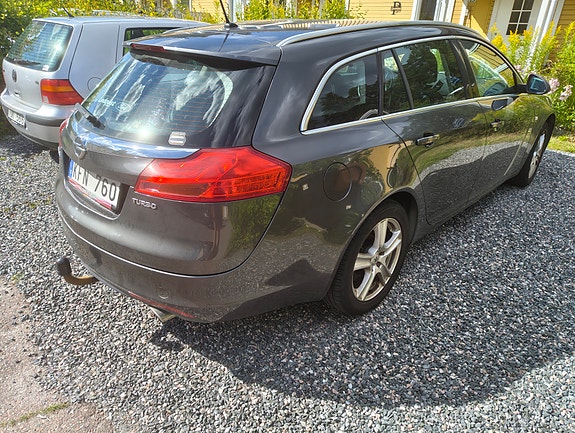 Opel Insignia 3 of 4