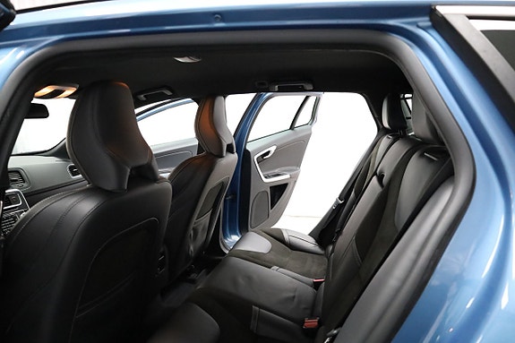 Volvo V60 12 of 26