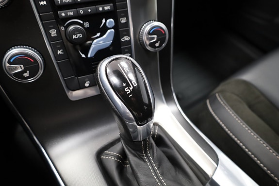 Volvo V60 24 of 26