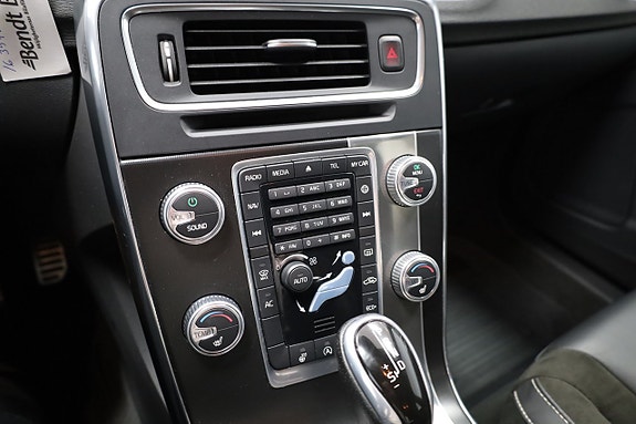 Volvo V60 20 of 26