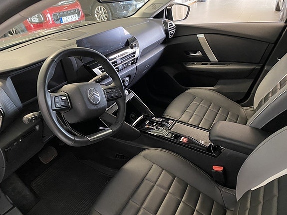 Citroen C4 7 of 12