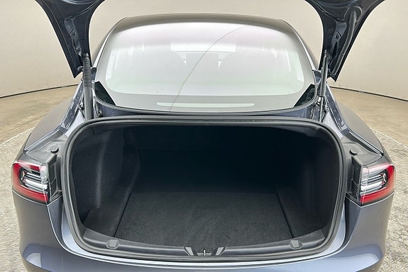Tesla Model 3 13 of 25