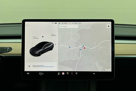 Tesla Model 3 7 of 25