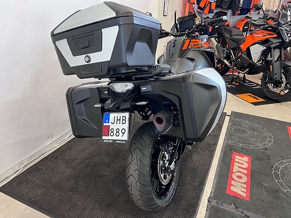 KTM 1290 Super Adventure S 4 of 5
