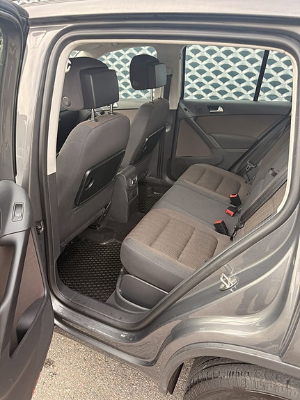 Volkswagen Tiguan 15 of 16