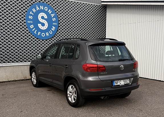 Volkswagen Tiguan 6 of 16