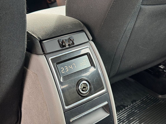 Skoda Superb 10 of 11