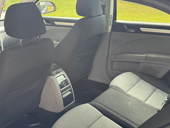 Skoda Superb 9 of 11