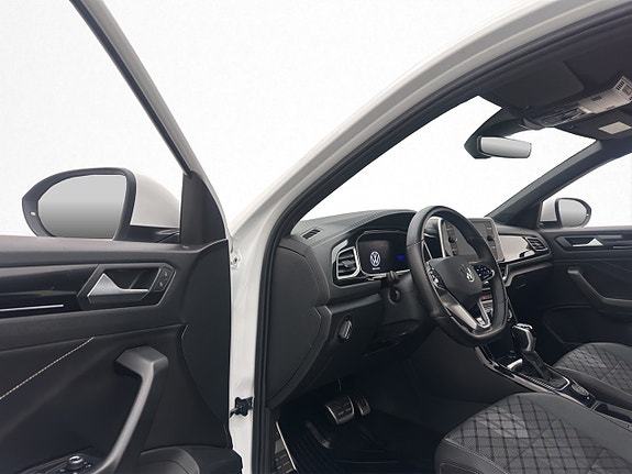 Volkswagen T-Roc 9 of 27