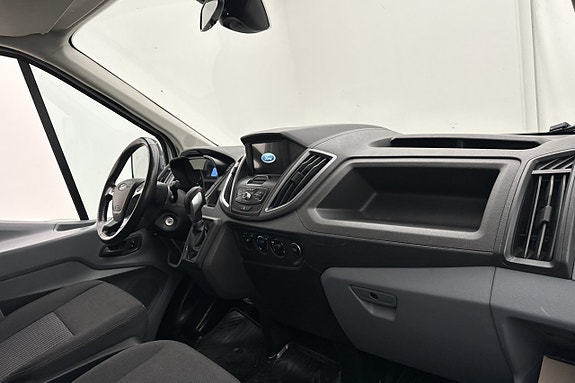 Ford Transit 24 of 24